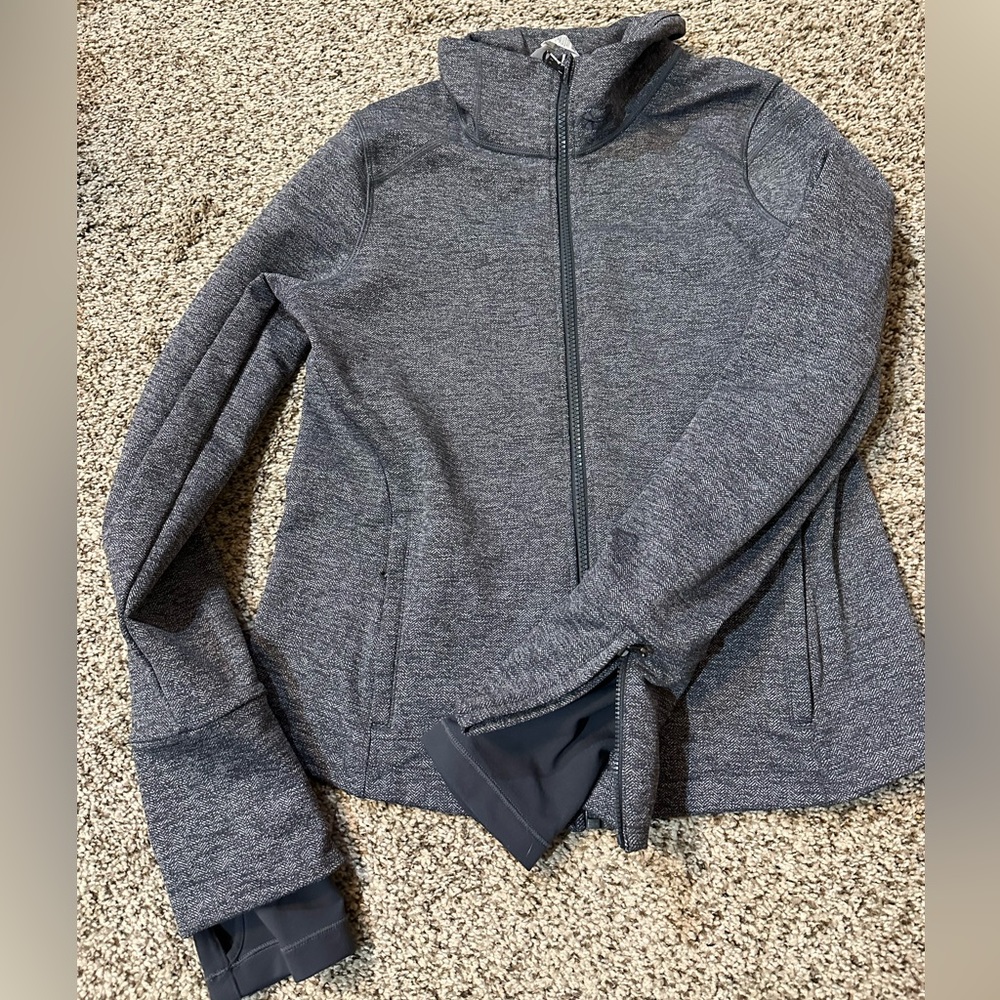 Under Armour Zip up